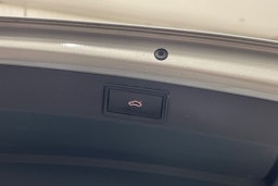 ruskea (beige) Skoda Octavia 2017 kuva 15.