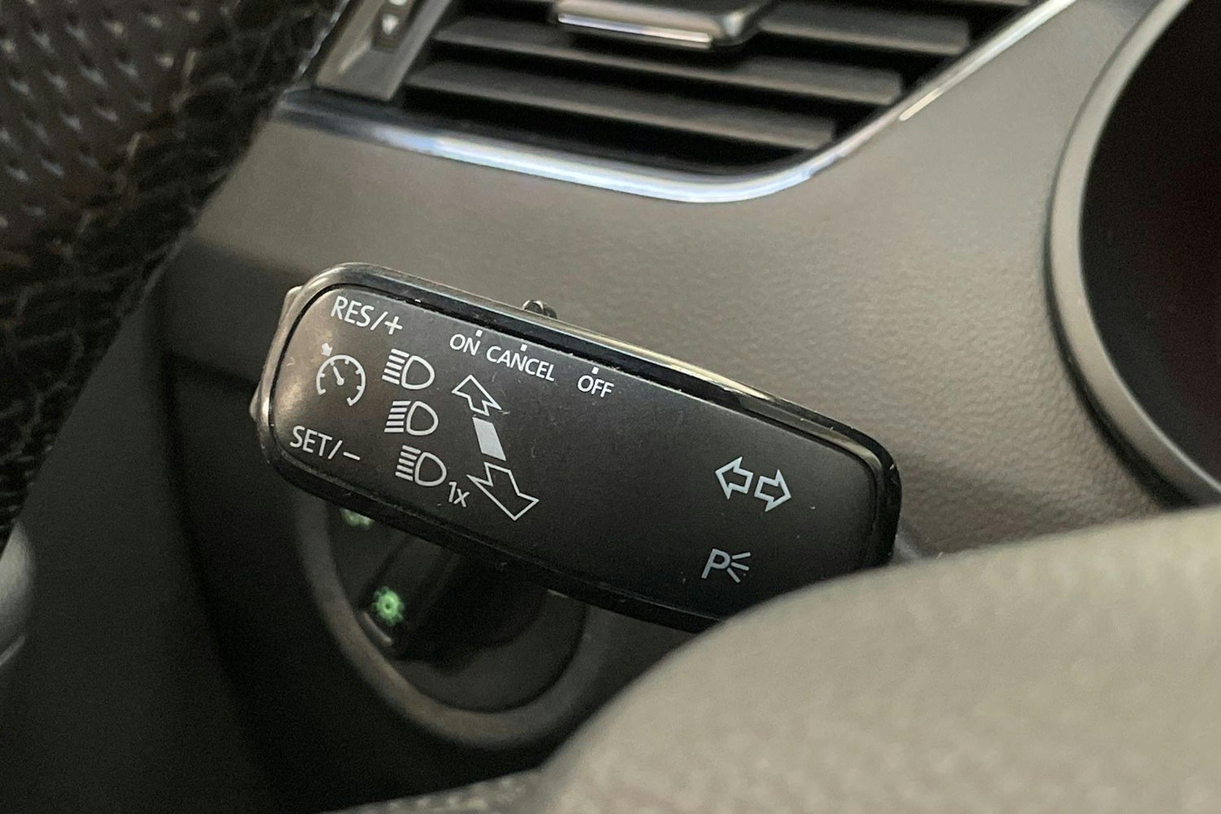 ruskea (beige) Skoda Octavia 2017 kuva 17.