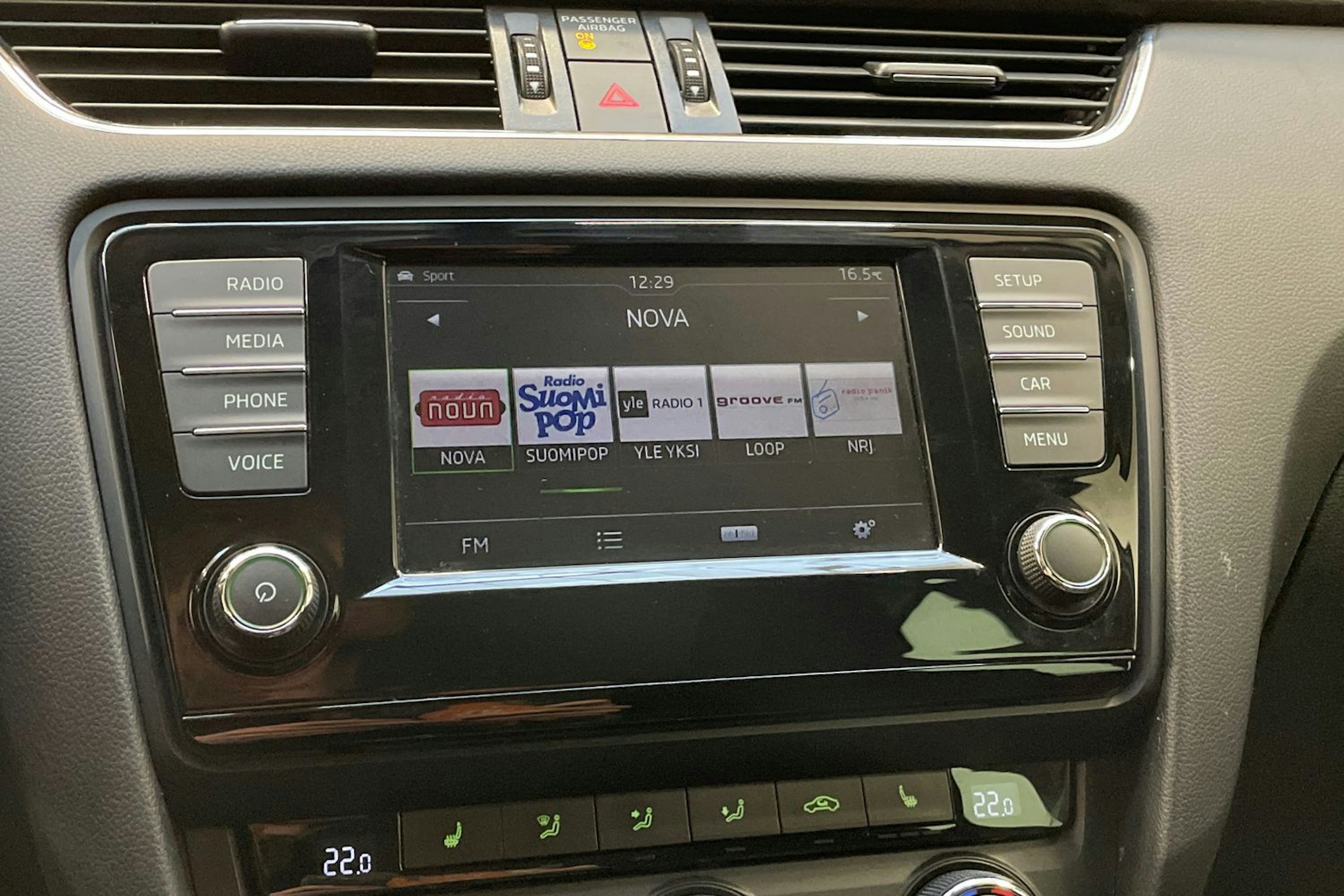 ruskea (beige) Skoda Octavia 2017 kuva 18.