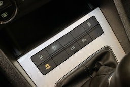 ruskea (beige) Skoda Octavia 2017 kuva 20.