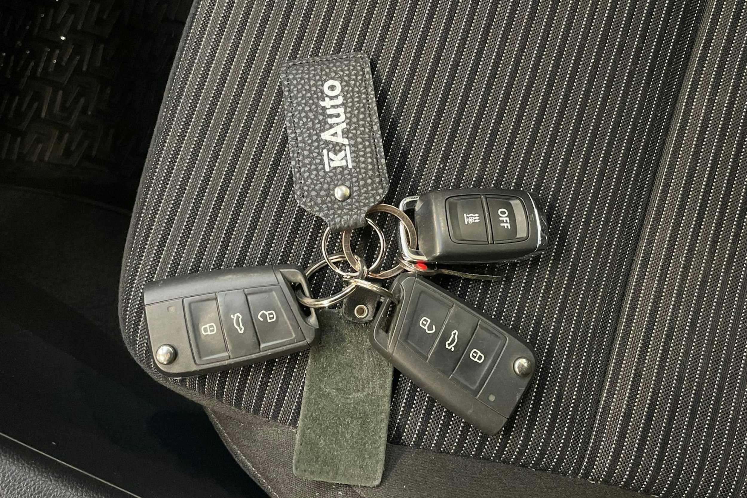 ruskea (beige) Skoda Octavia 2017 kuva 22.