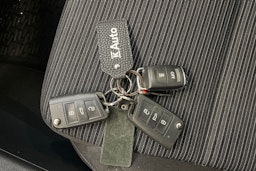 ruskea (beige) Skoda Octavia 2017 kuva 22.