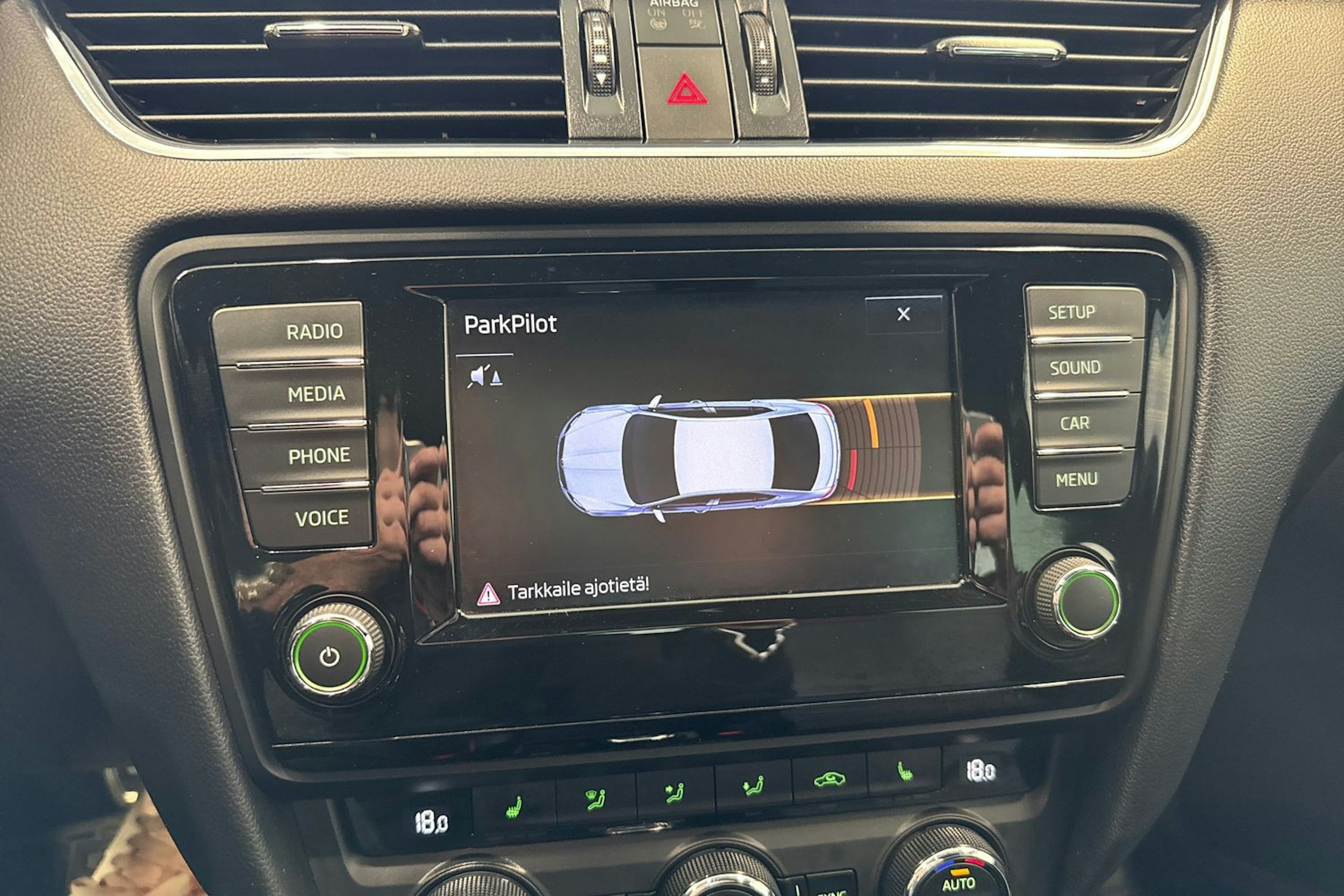 musta Skoda Octavia 2016 kuva 30.