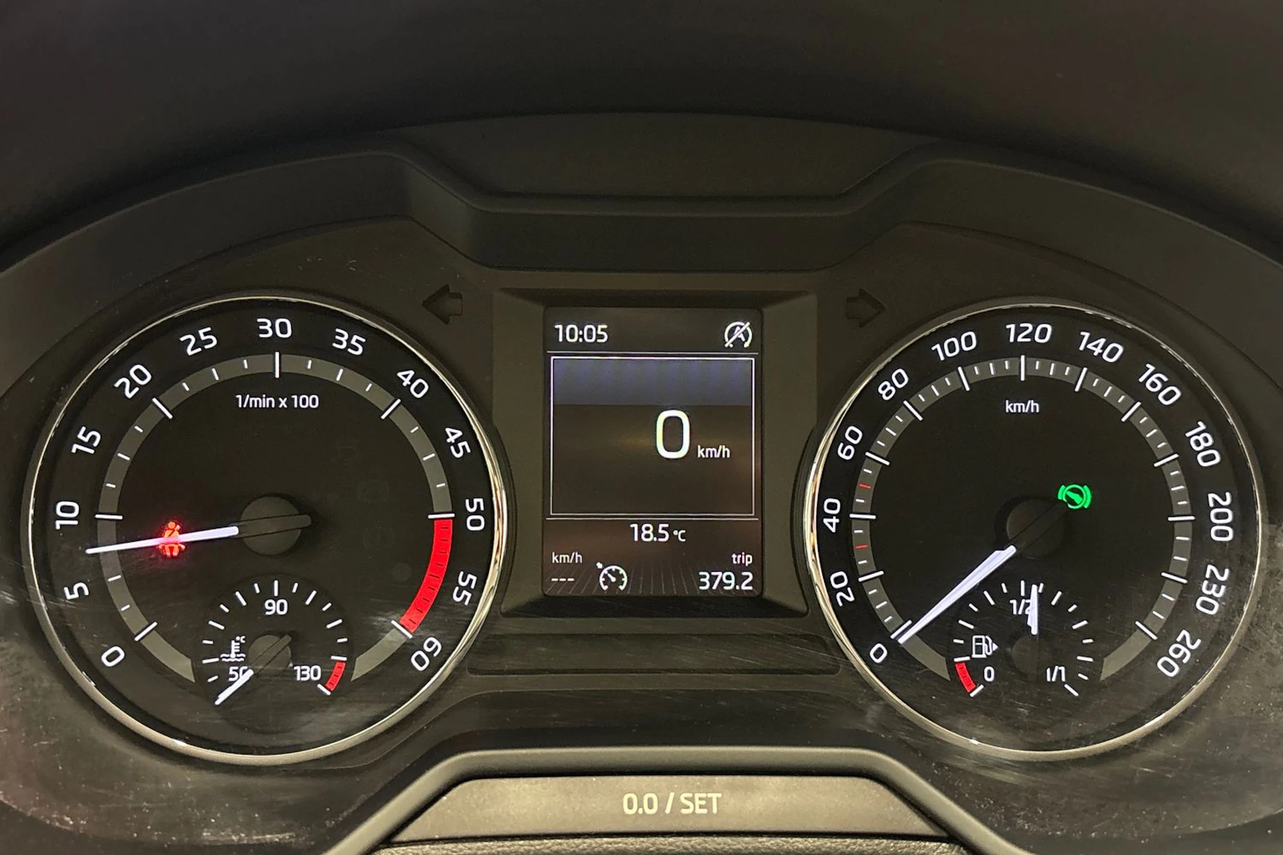 met. ruskea (beige) Skoda Octavia 2016 kuva 20.