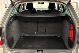 met. ruskea (beige) Skoda Octavia 2016 kuva 26.