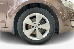 ruskea (beige) Skoda Octavia 2016 kuva 11.