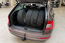 ruskea (beige) Skoda Octavia 2016 kuva 15.