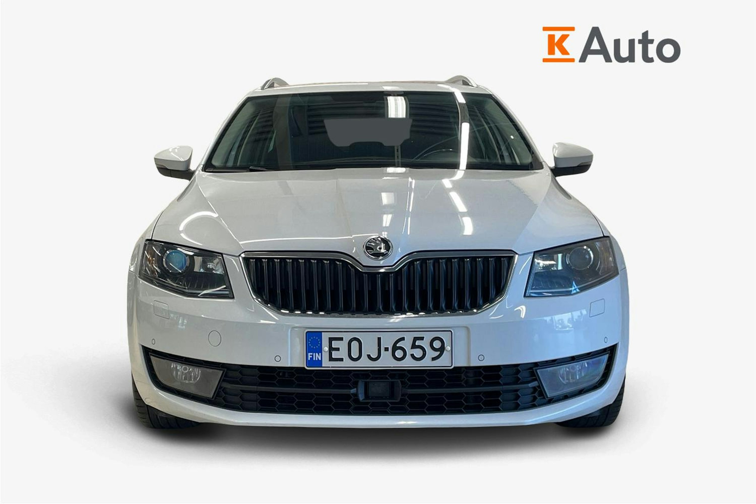 Valkoinen Skoda OCTAVIA 2016 kuva 5.