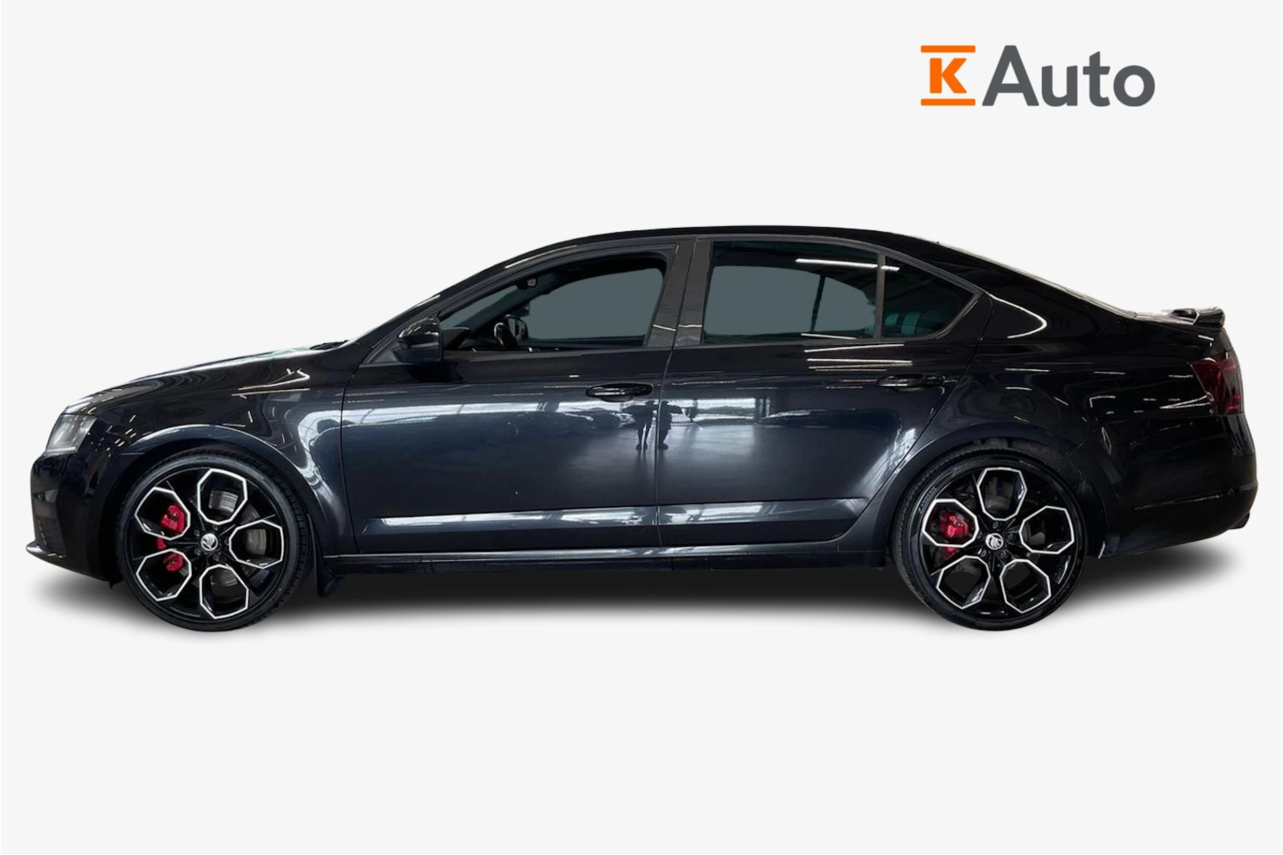 musta Skoda Octavia 2016 kuva 5.