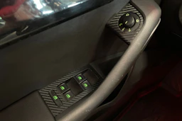 musta Skoda Octavia 2016 kuva 20.