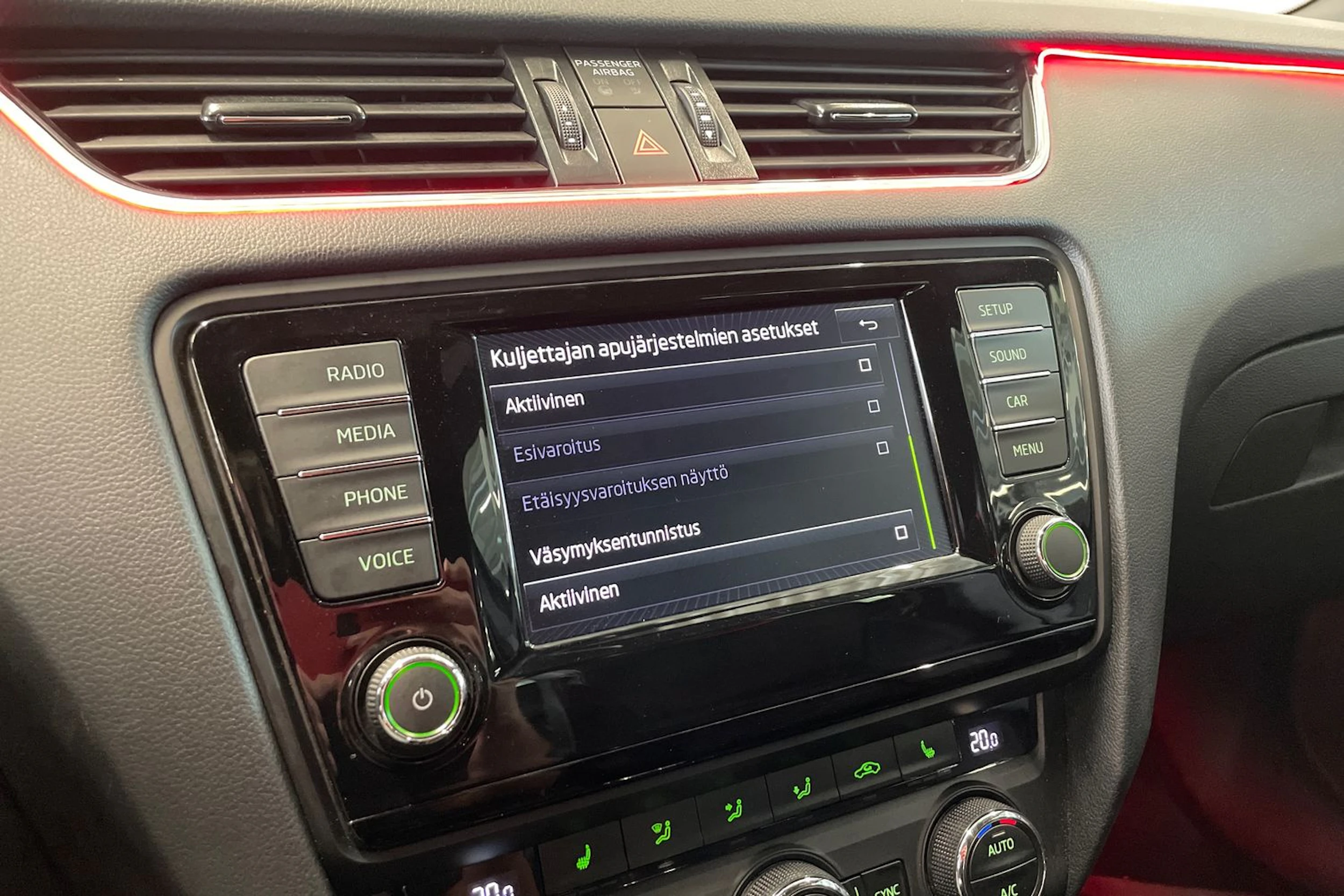 musta Skoda Octavia 2016 kuva 26.