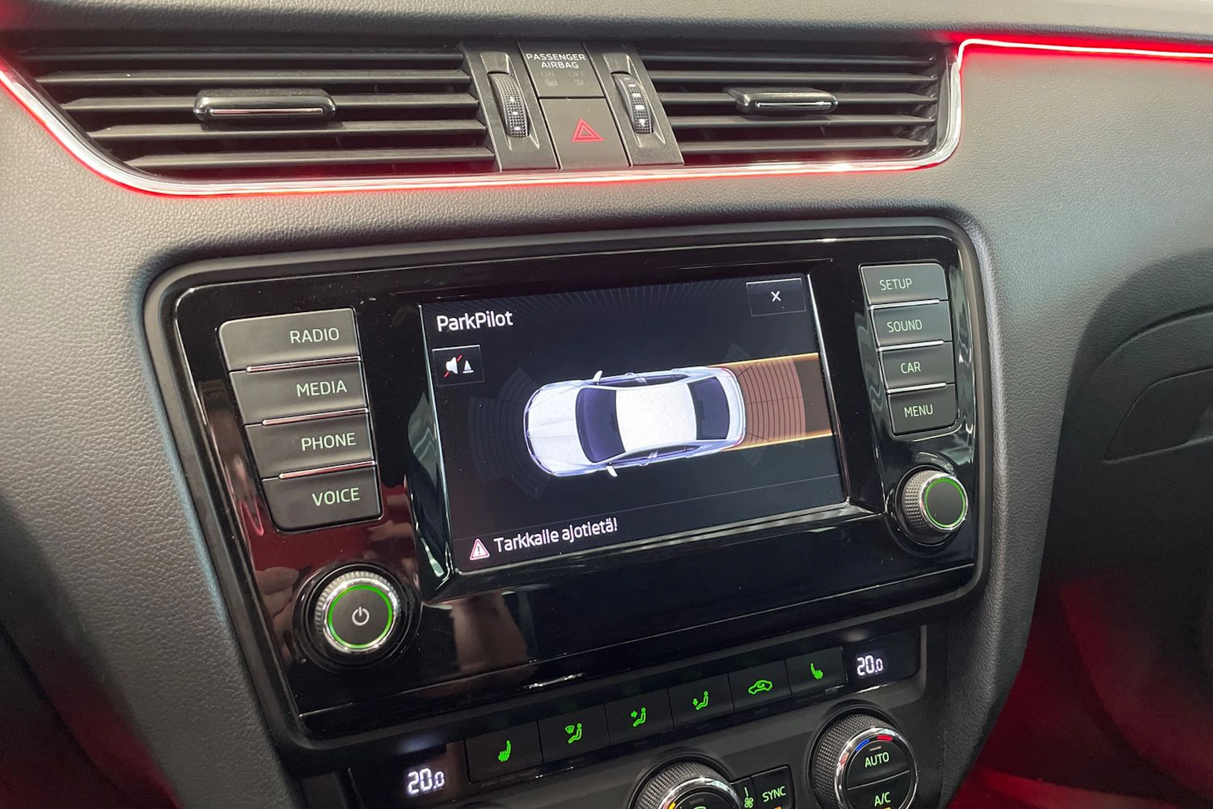 musta Skoda Octavia 2016 kuva 27.