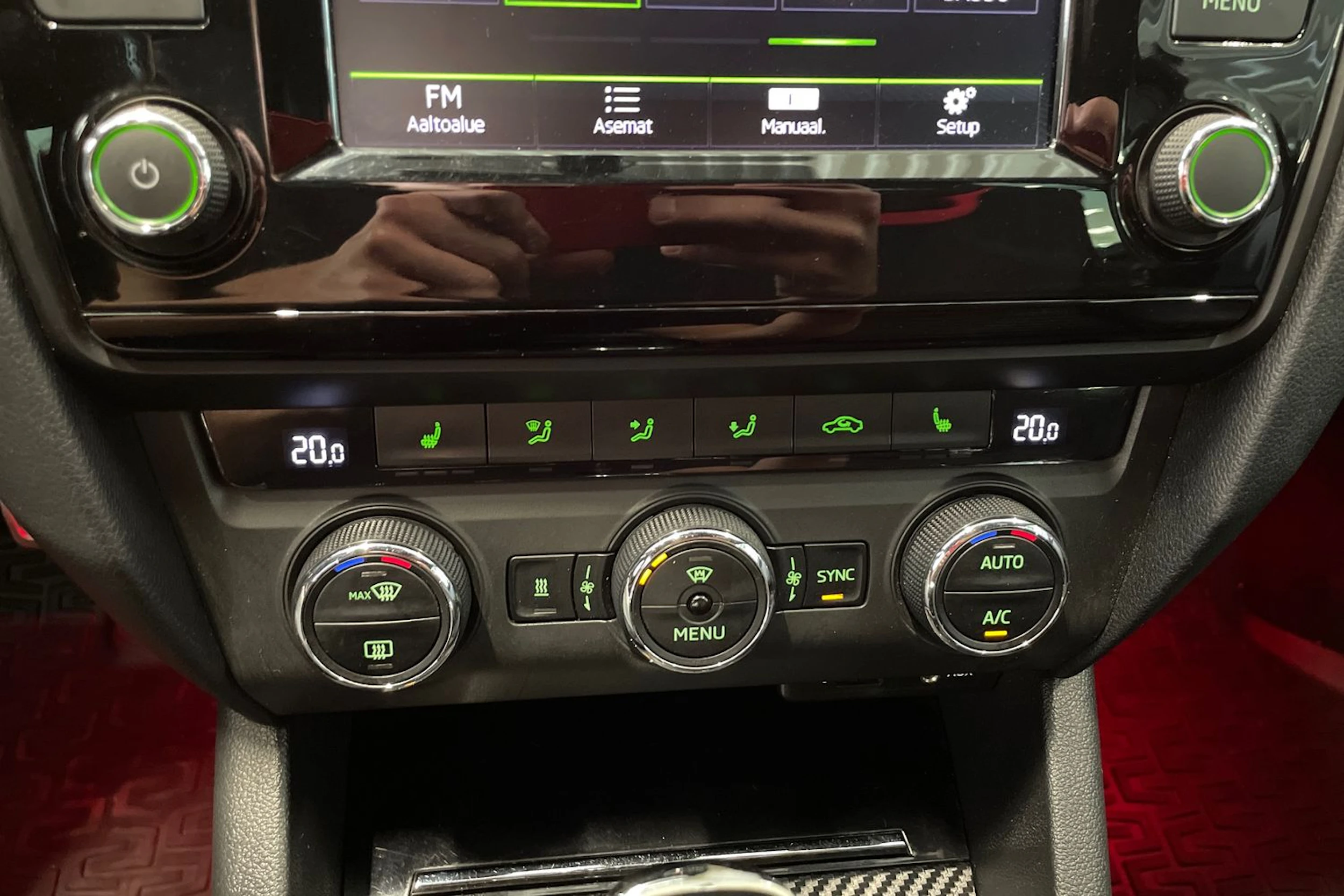 musta Skoda Octavia 2016 kuva 28.