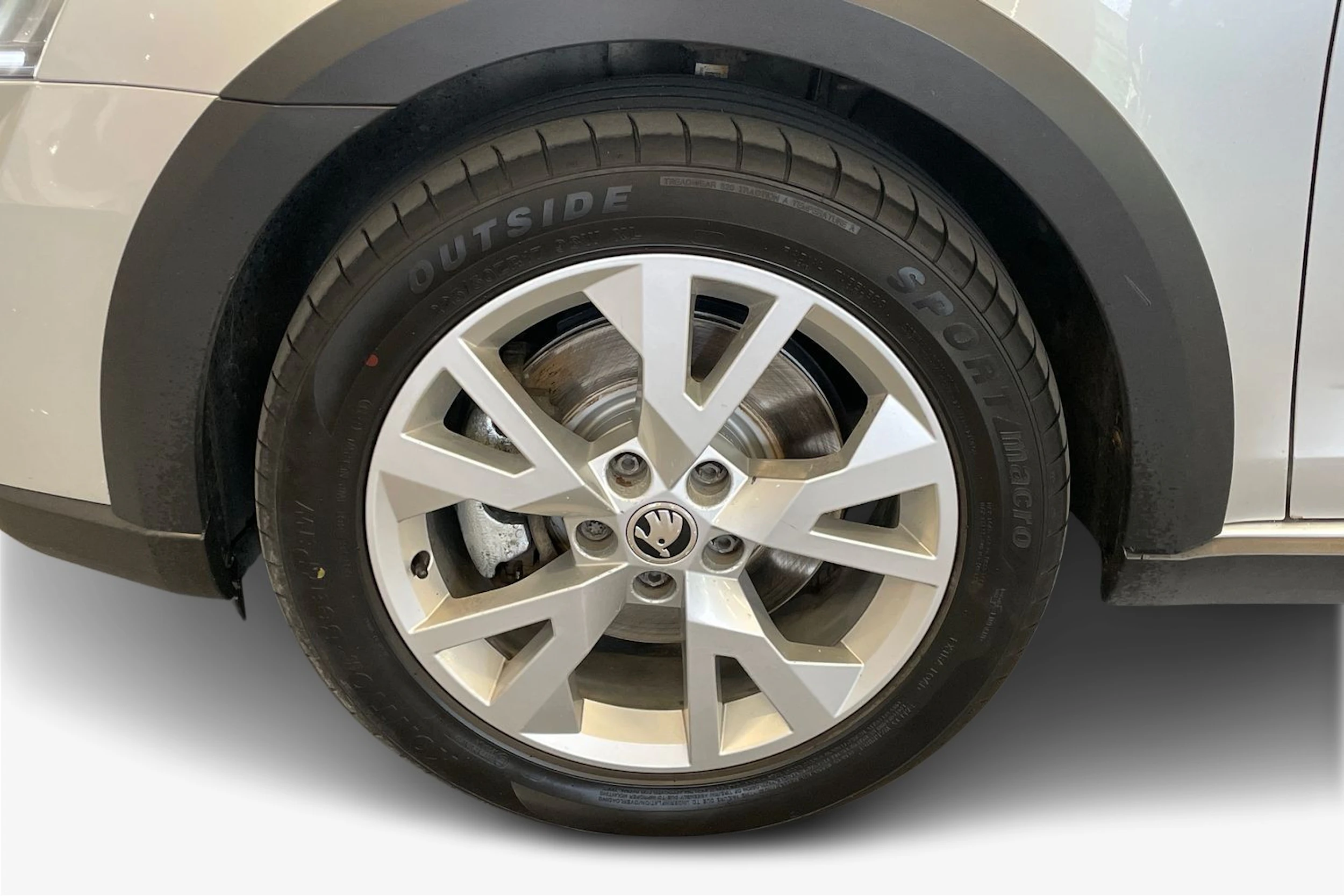 hopea Skoda Octavia 2016 kuva 9.