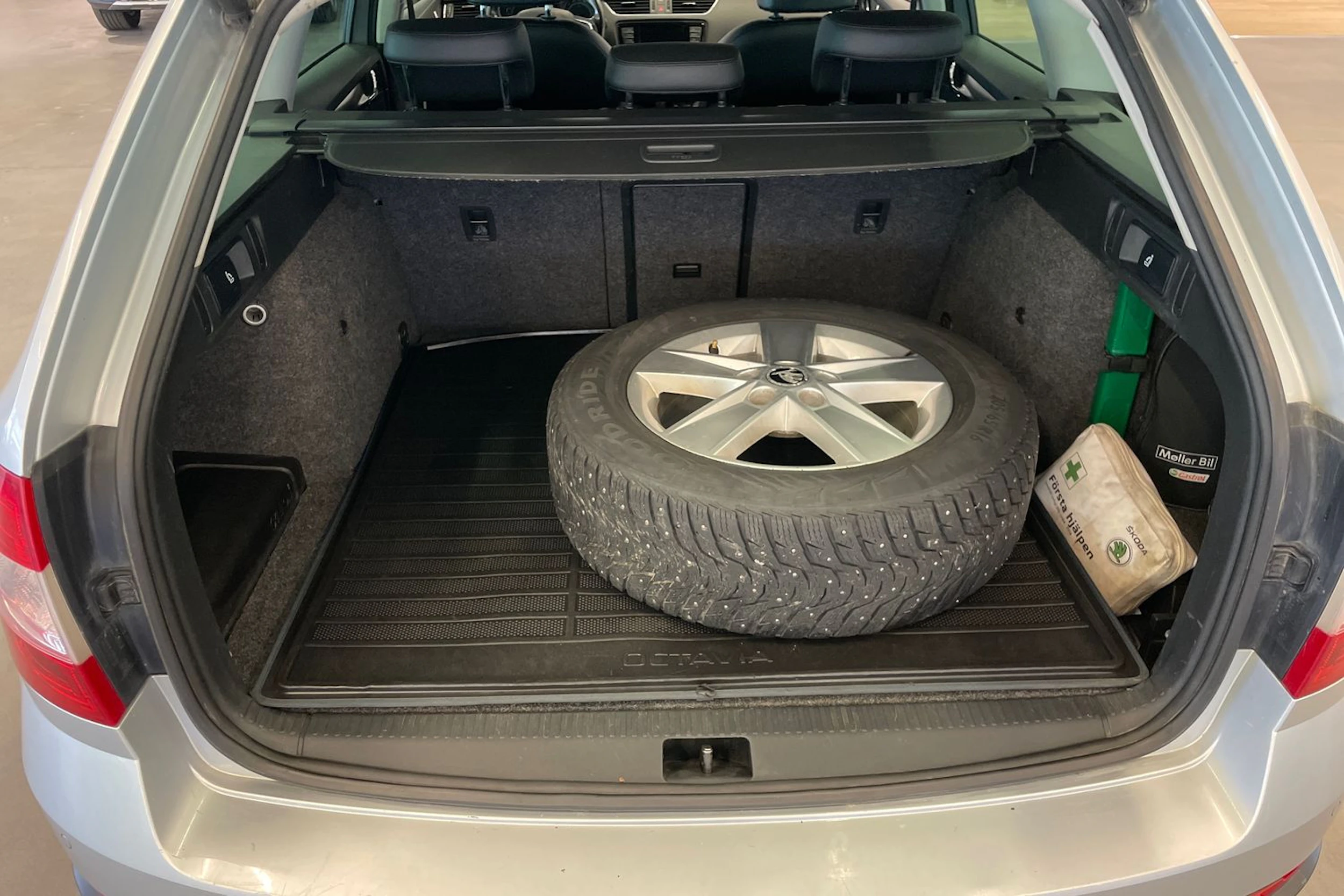 hopea Skoda Octavia 2016 kuva 12.