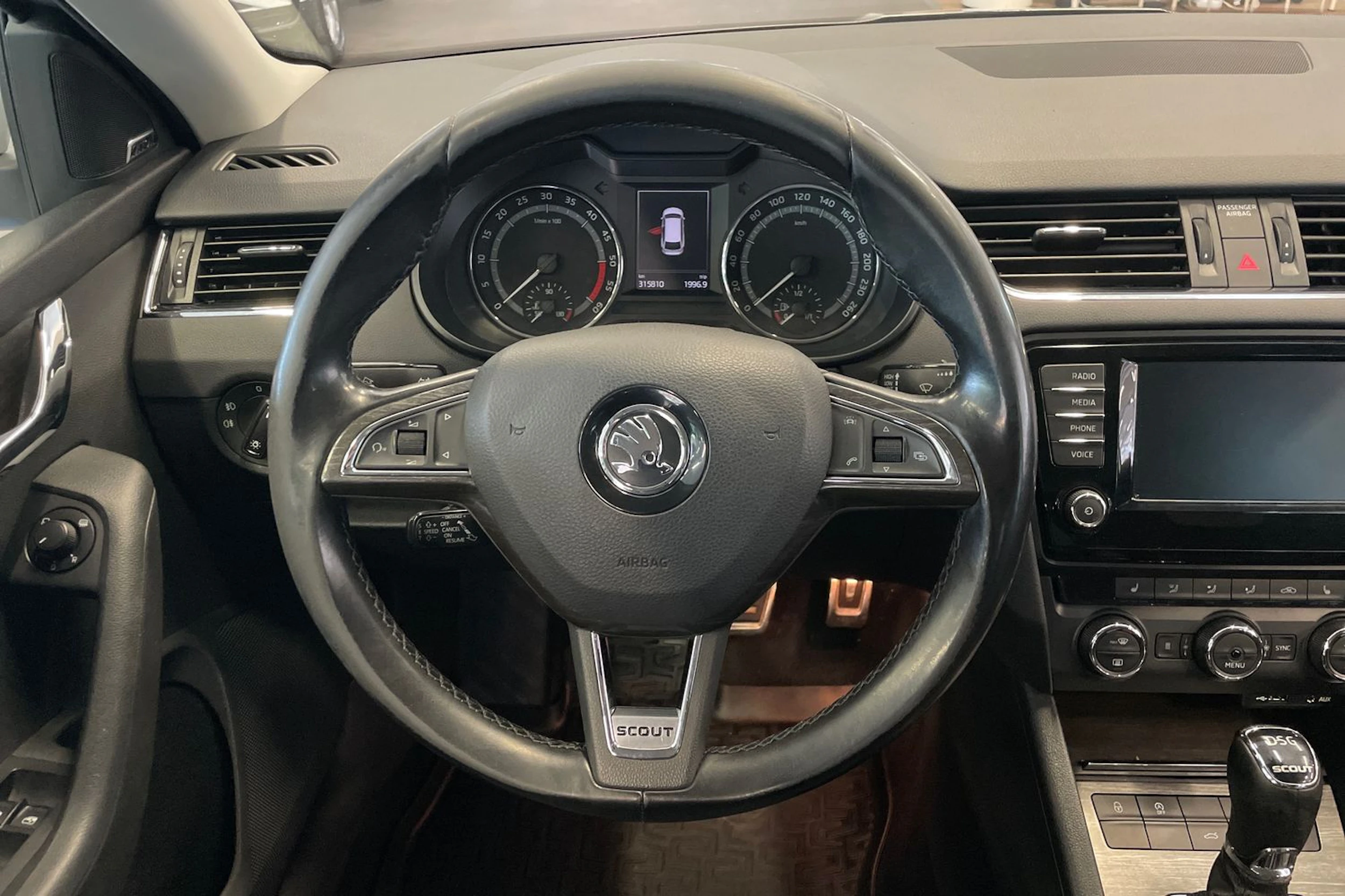 hopea Skoda Octavia 2016 kuva 13.