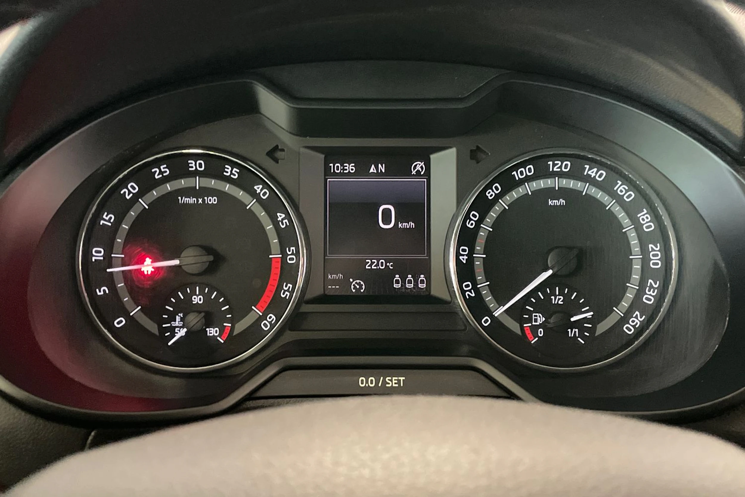 hopea Skoda Octavia 2016 kuva 17.