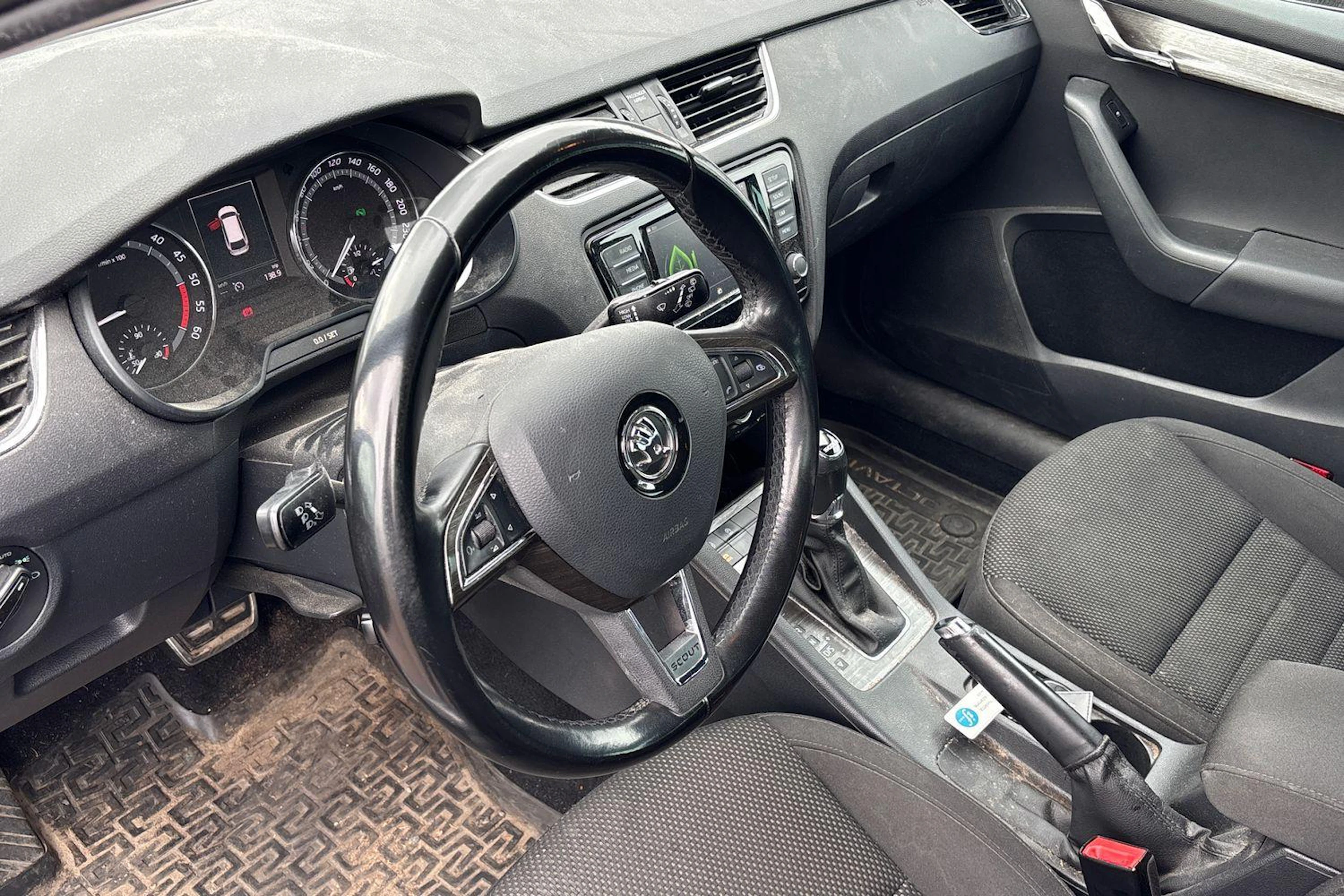 Sininen Skoda OCTAVIA 2016 kuva 3.