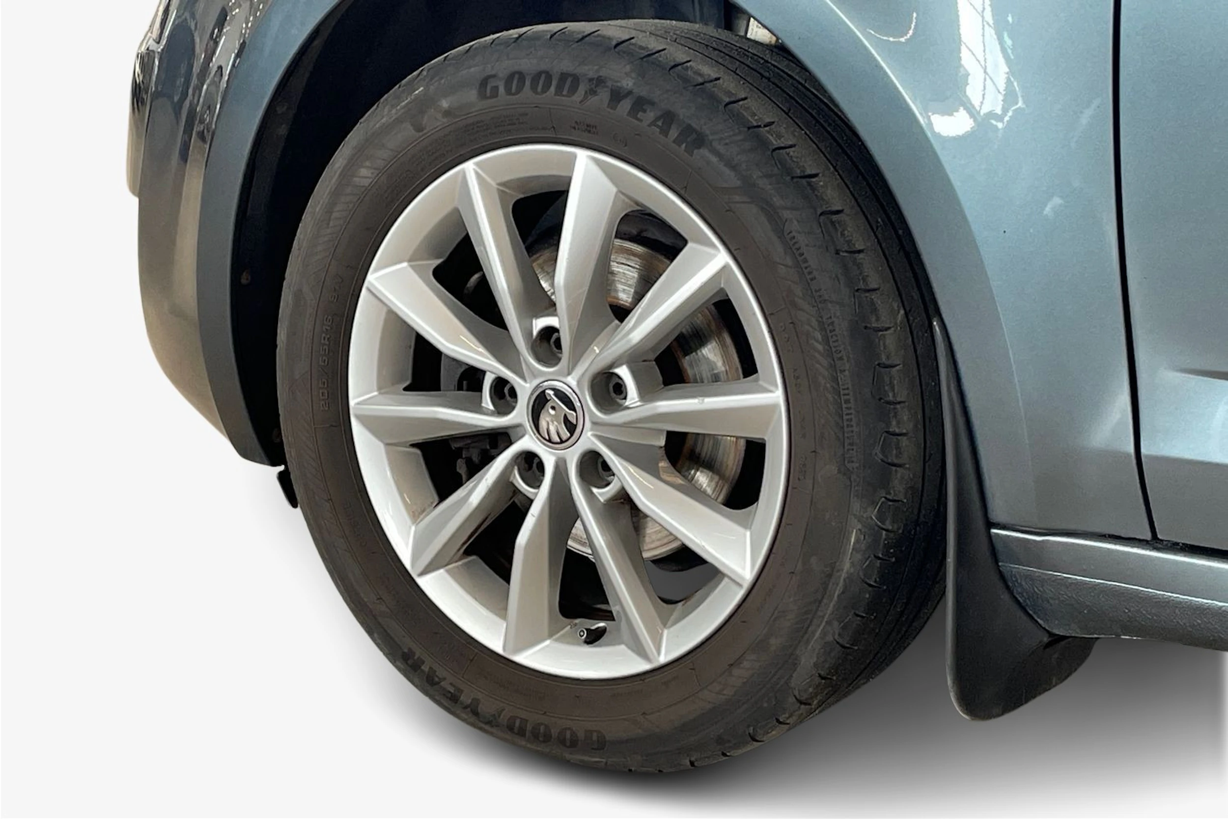 harmaa Skoda Octavia 2016 kuva 12.