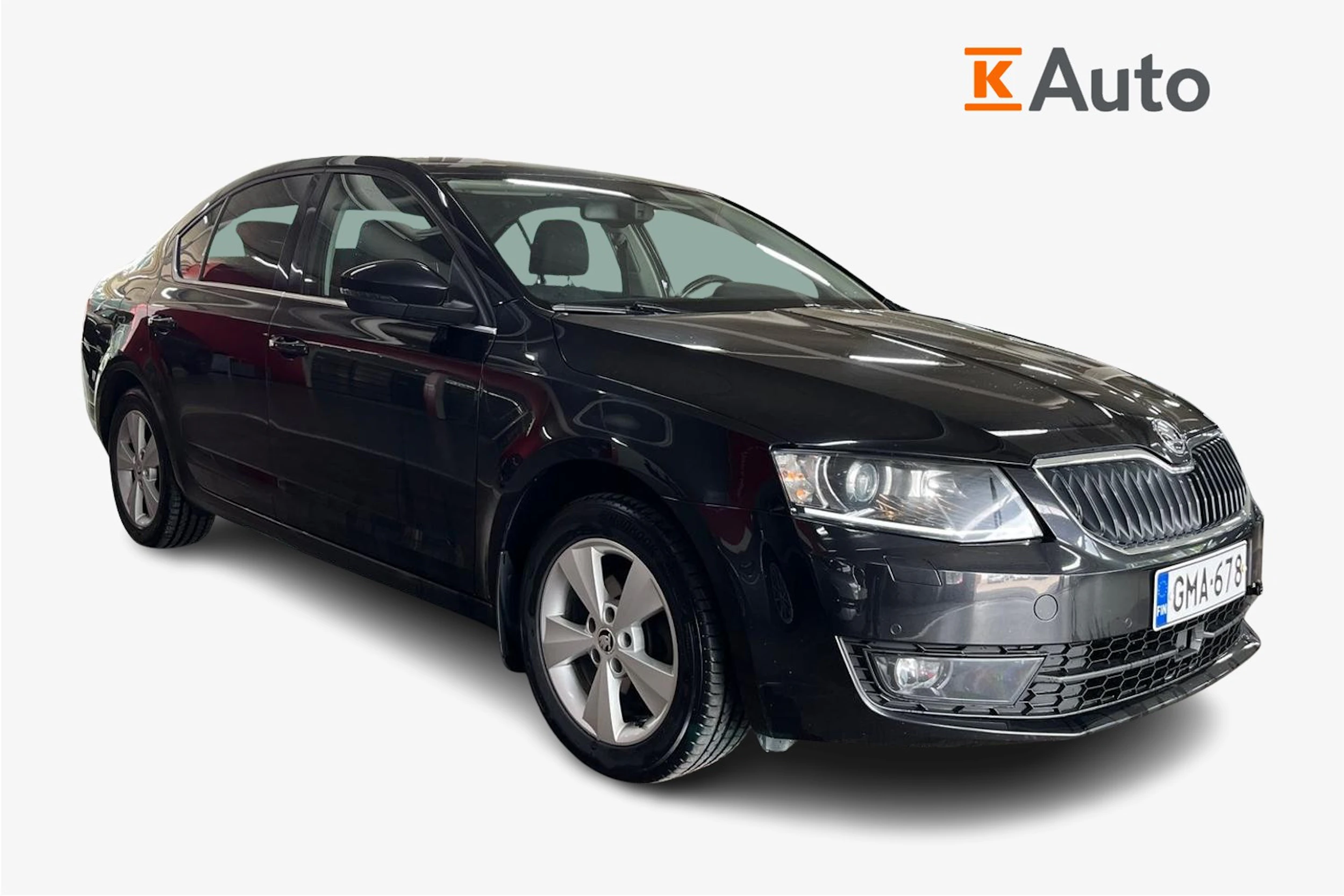 Musta Skoda OCTAVIA 2016 kuva 1.