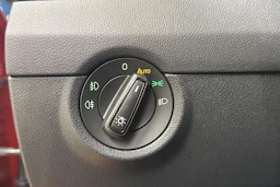 punainen Skoda Octavia 2016 kuva 25.