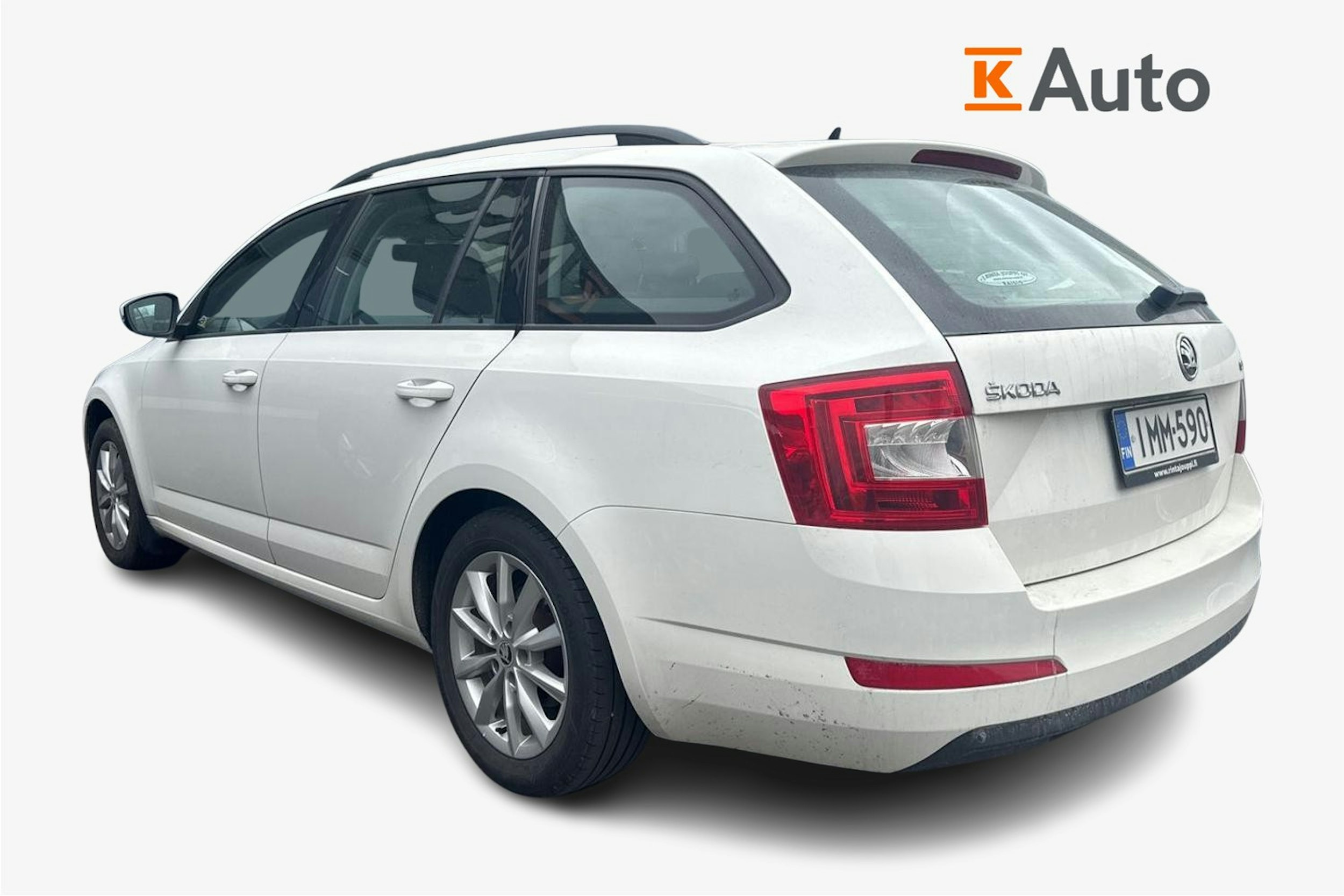 valkoinen Skoda Octavia 2016 kuva 2.