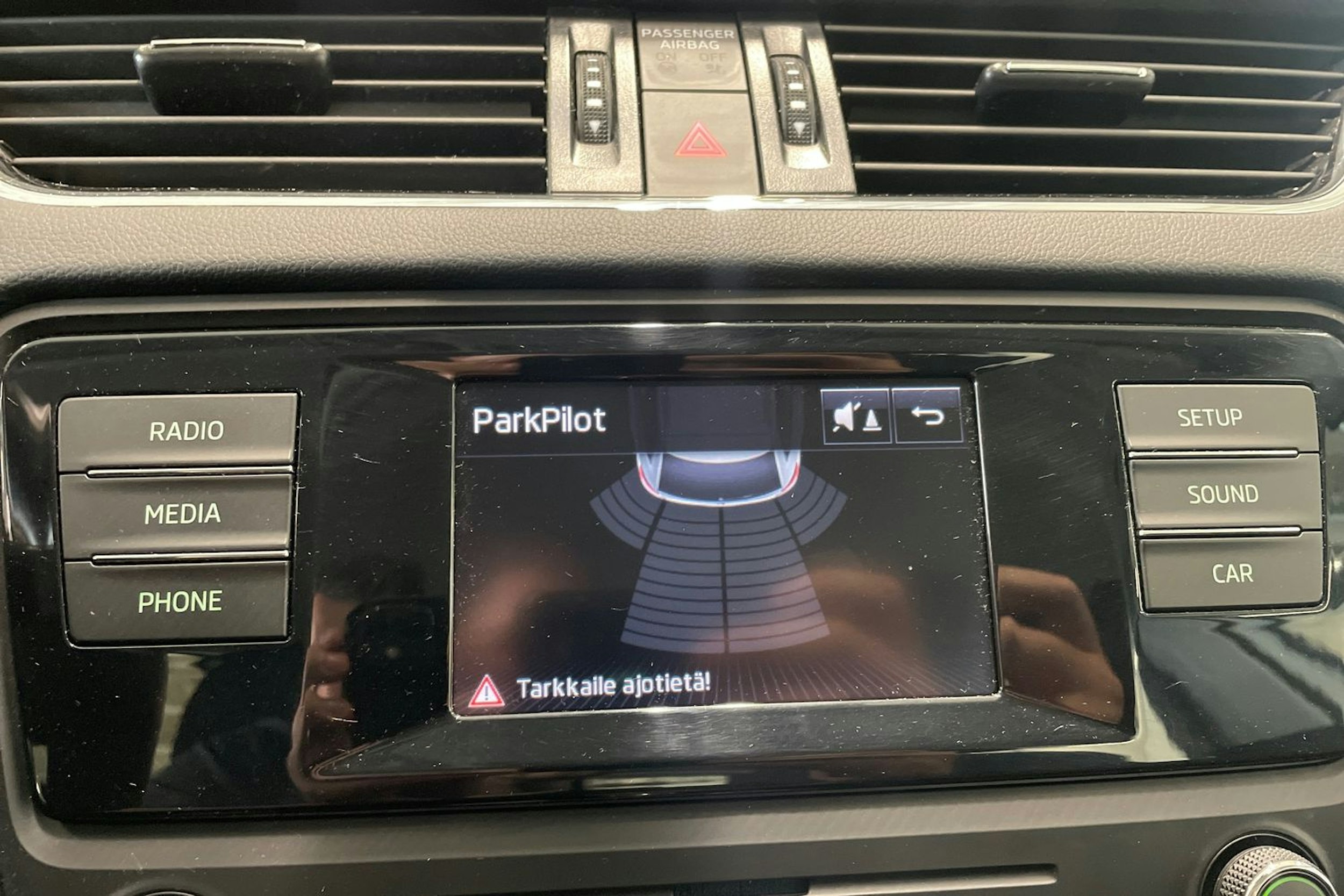valkoinen Skoda Octavia 2016 kuva 22.