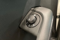 valkoinen Skoda Octavia 2016 kuva 31.