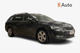 Musta Skoda OCTAVIA 2016 kuva 1.