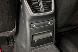 musta Skoda Octavia 2016 kuva 17.