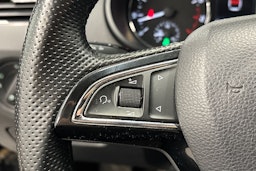 musta Skoda Octavia 2016 kuva 21.