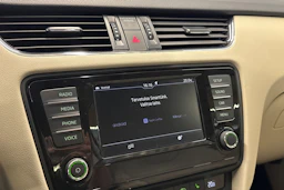 musta Skoda Octavia 2016 kuva 17.