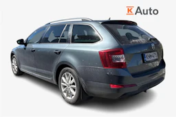 harmaa Skoda Octavia 2016 kuva 2.