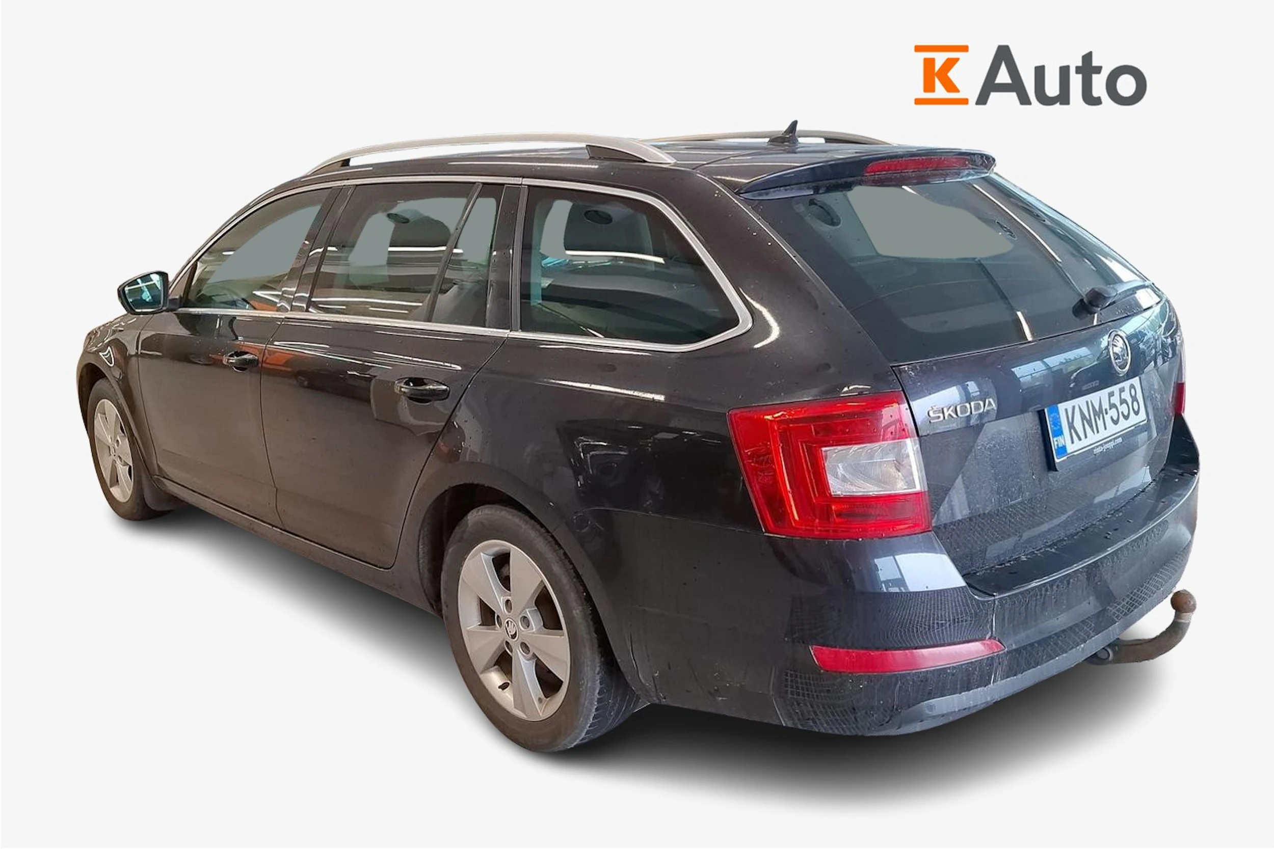 musta Skoda Octavia 2016 kuva 2.