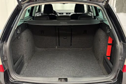 musta Skoda Octavia 2016 kuva 26.