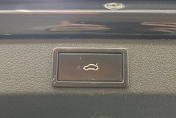 musta Skoda Octavia 2016 kuva 27.