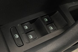 harmaa Skoda Octavia 2016 kuva 14.