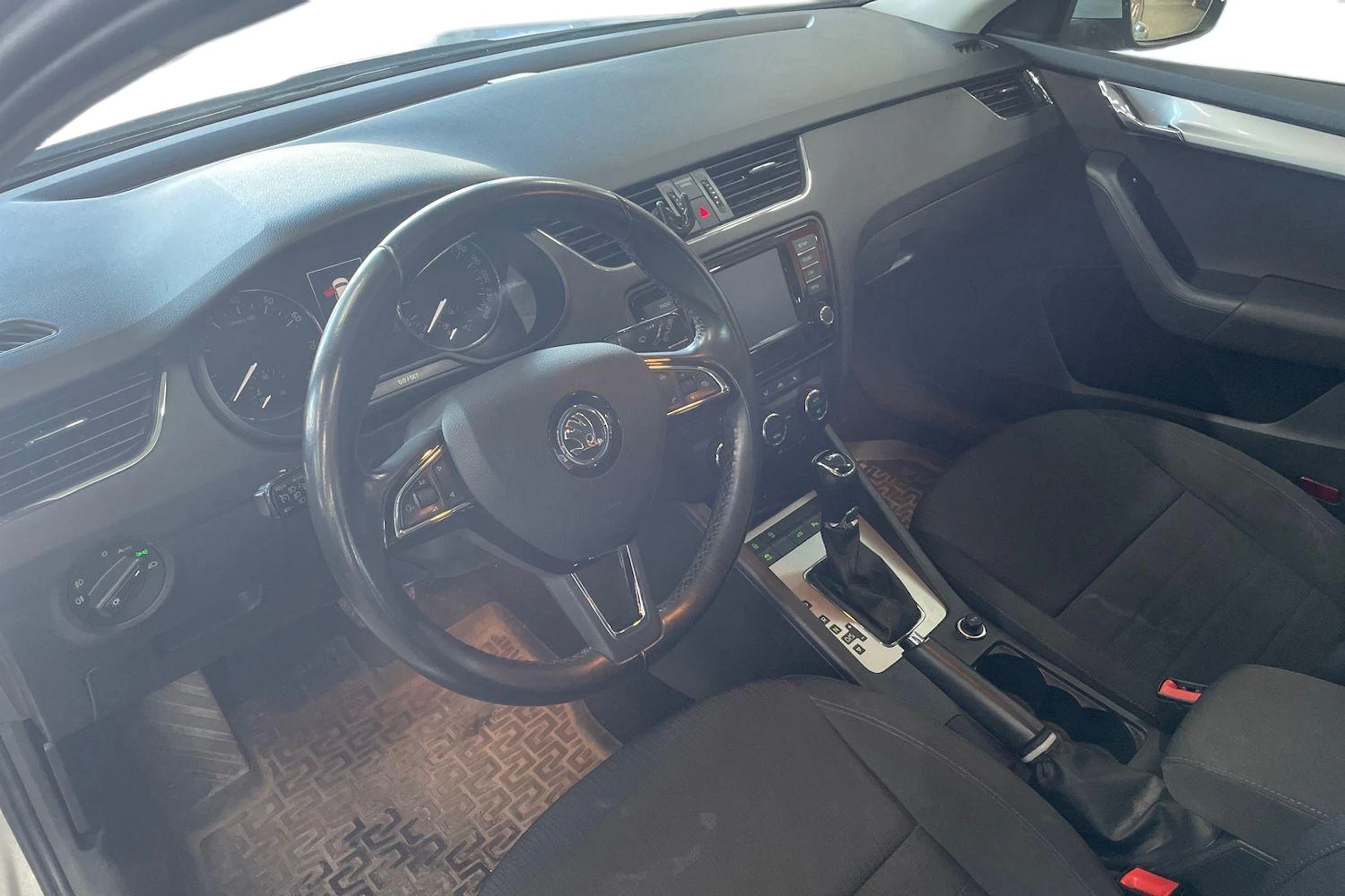 Hopea Skoda OCTAVIA 2016 kuva 3.