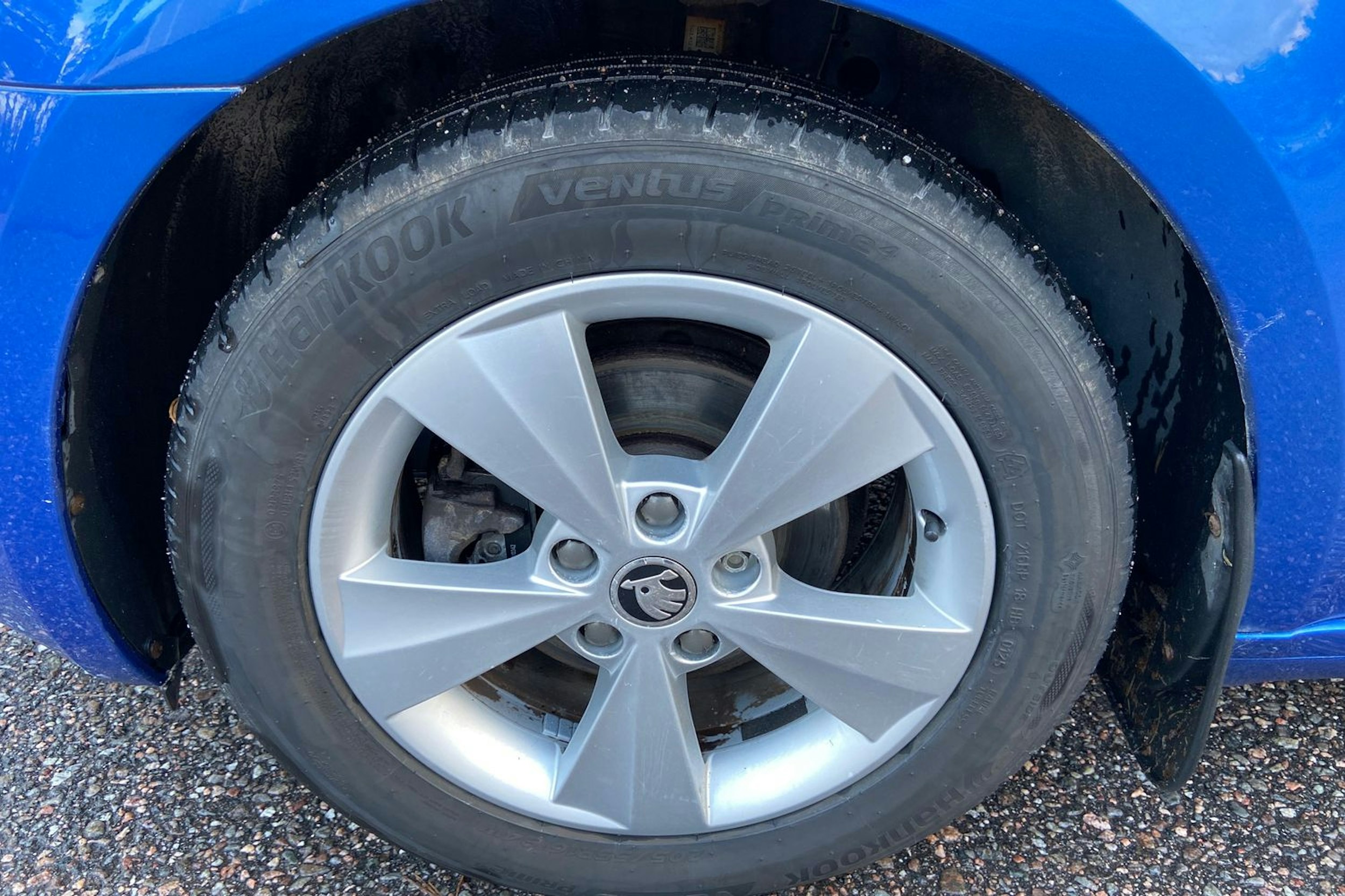 sininen Skoda Octavia 2016 kuva 11.