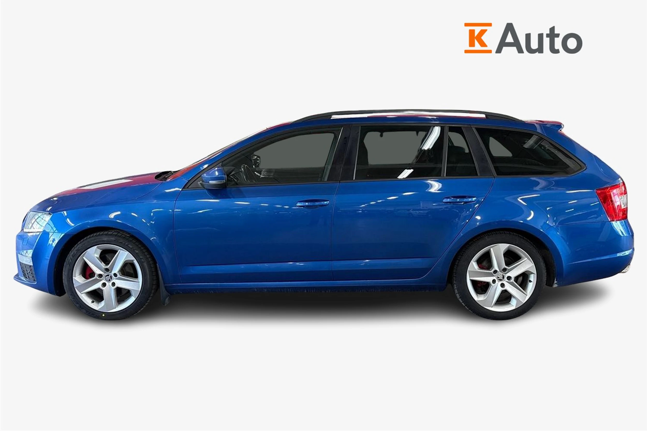 sininen Skoda Octavia 2016 kuva 7.