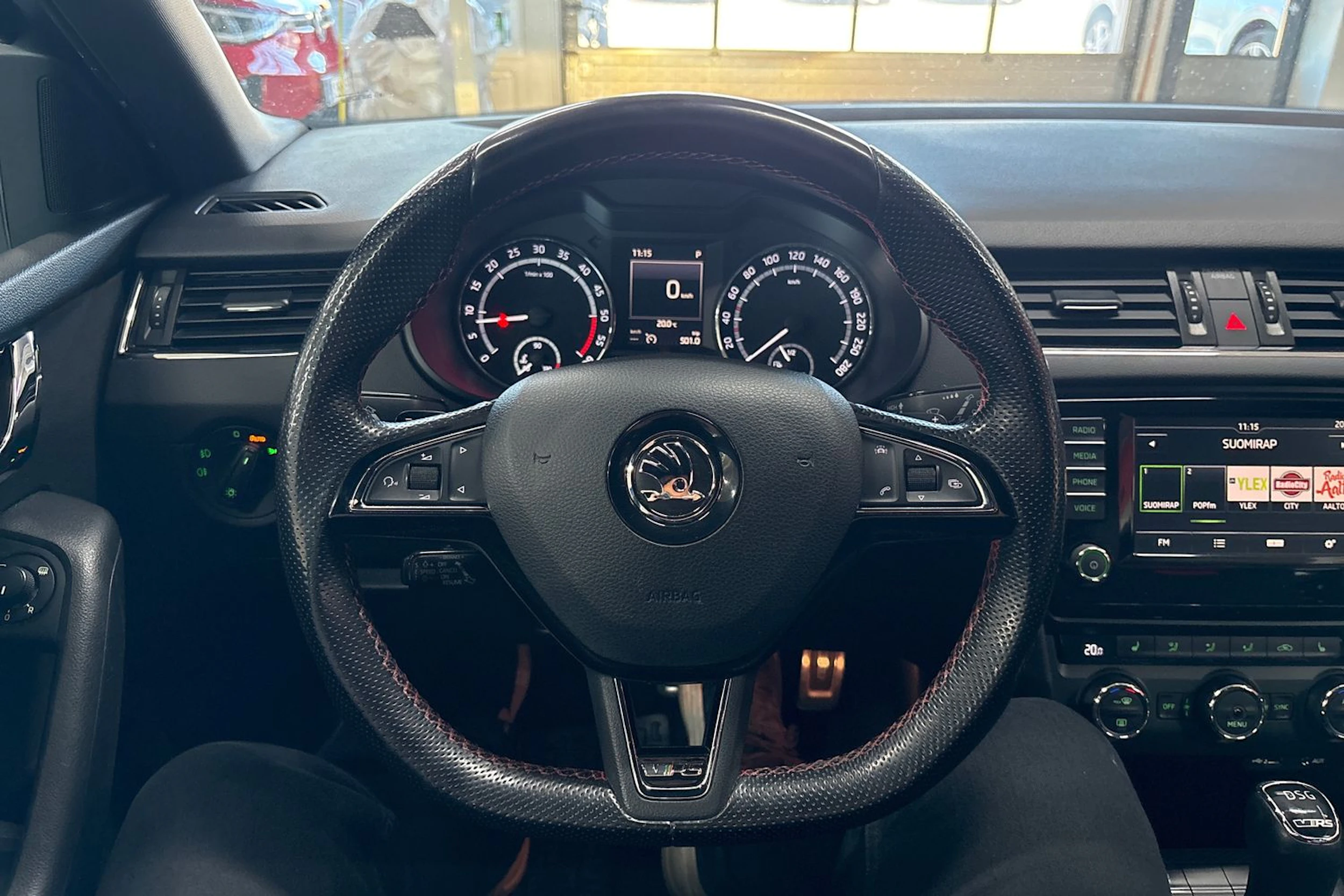 sininen Skoda Octavia 2016 kuva 15.