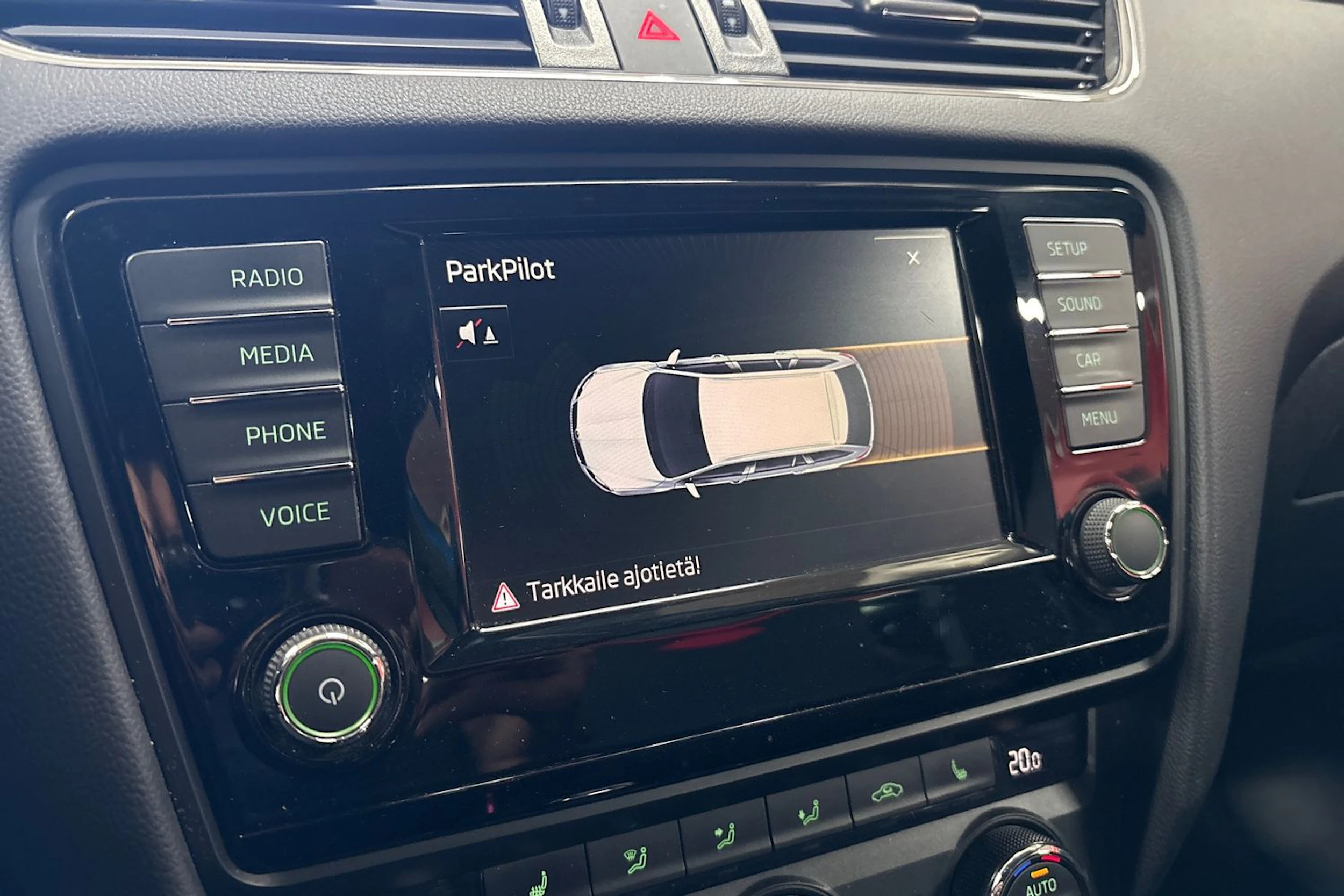 sininen Skoda Octavia 2016 kuva 19.