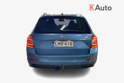 sininen Skoda Octavia 2016 kuva 4.
