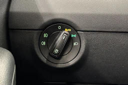 valkoinen Skoda Octavia 2016 kuva 15.