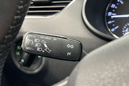 valkoinen Skoda Octavia 2016 kuva 16.