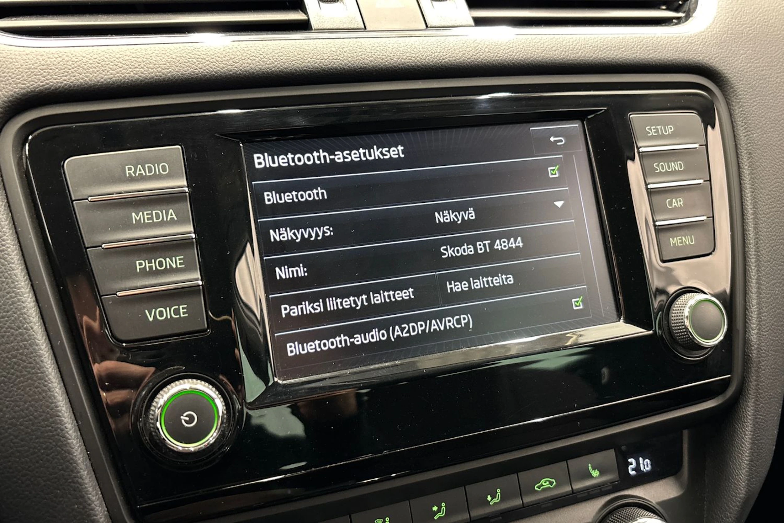 valkoinen Skoda Octavia 2016 kuva 20.