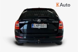 Musta Skoda OCTAVIA 2016 kuva 3.