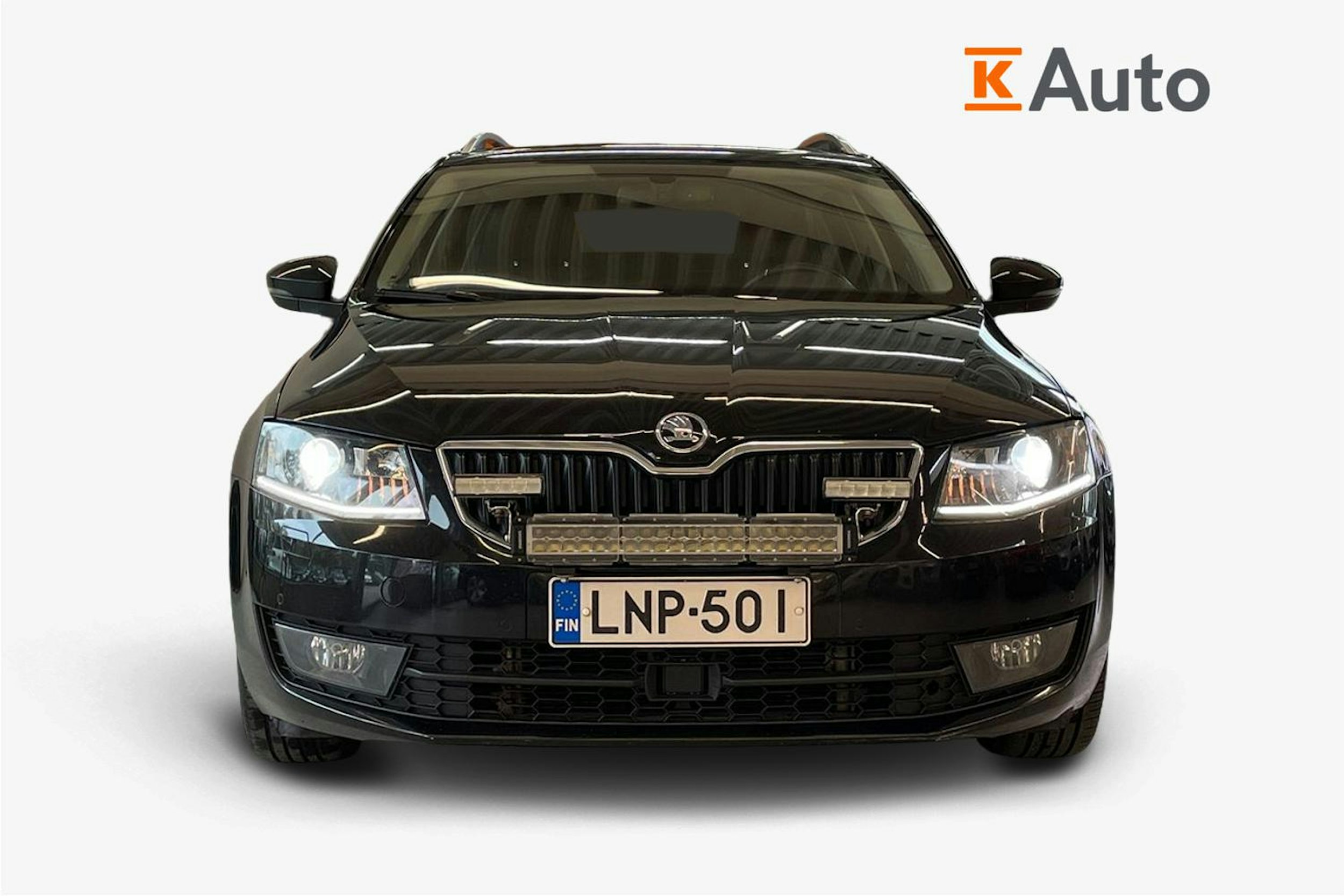 Musta Skoda OCTAVIA 2016 kuva 4.