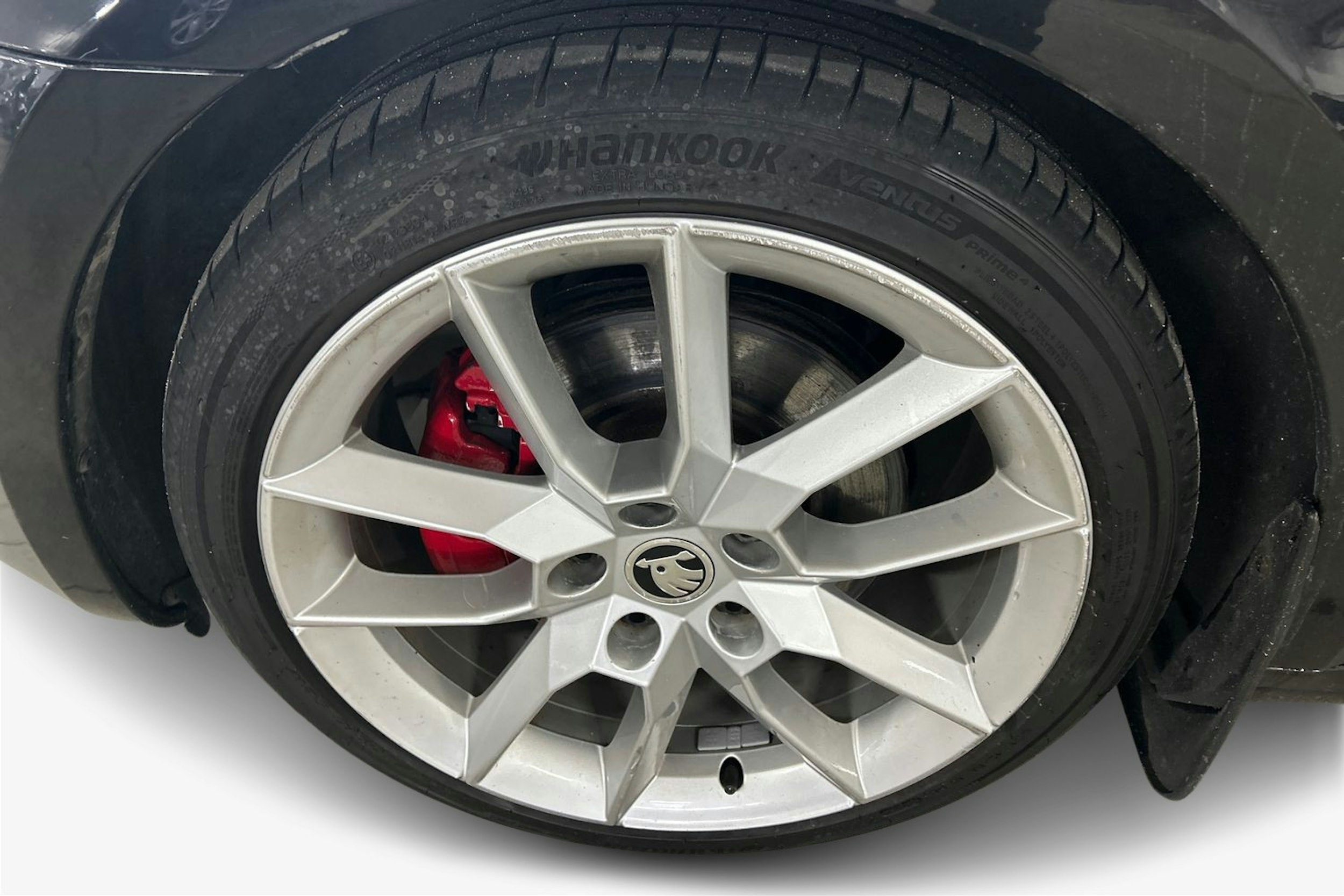 musta Skoda Octavia 2016 kuva 11.