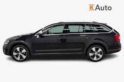 musta Skoda Octavia 2016 kuva 6.